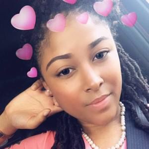 Meet your Posher, Lacei